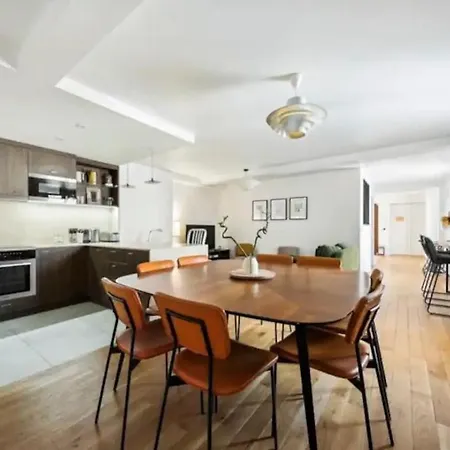 Fancy Close To Montorgueil Marais Lejlighed